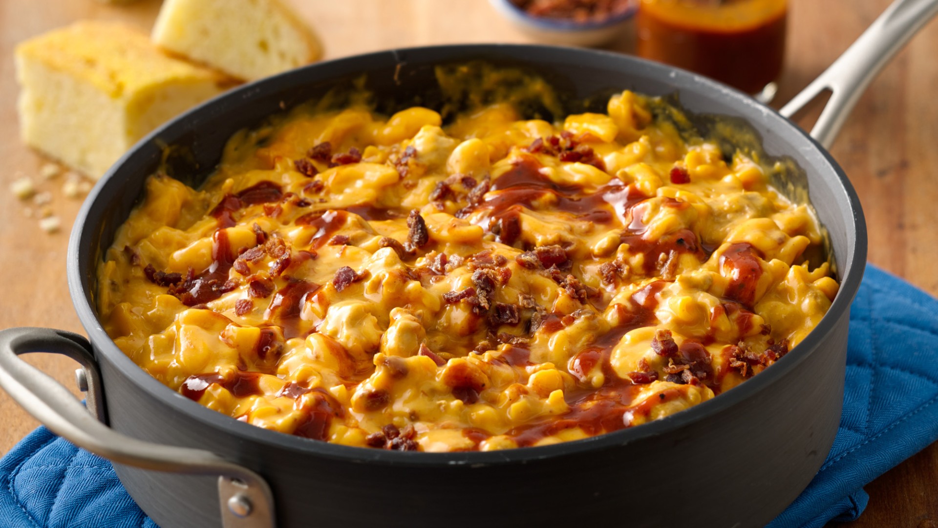 One Pot BBQ Cheeseburger Pasta Recipe - Hamburger Helper