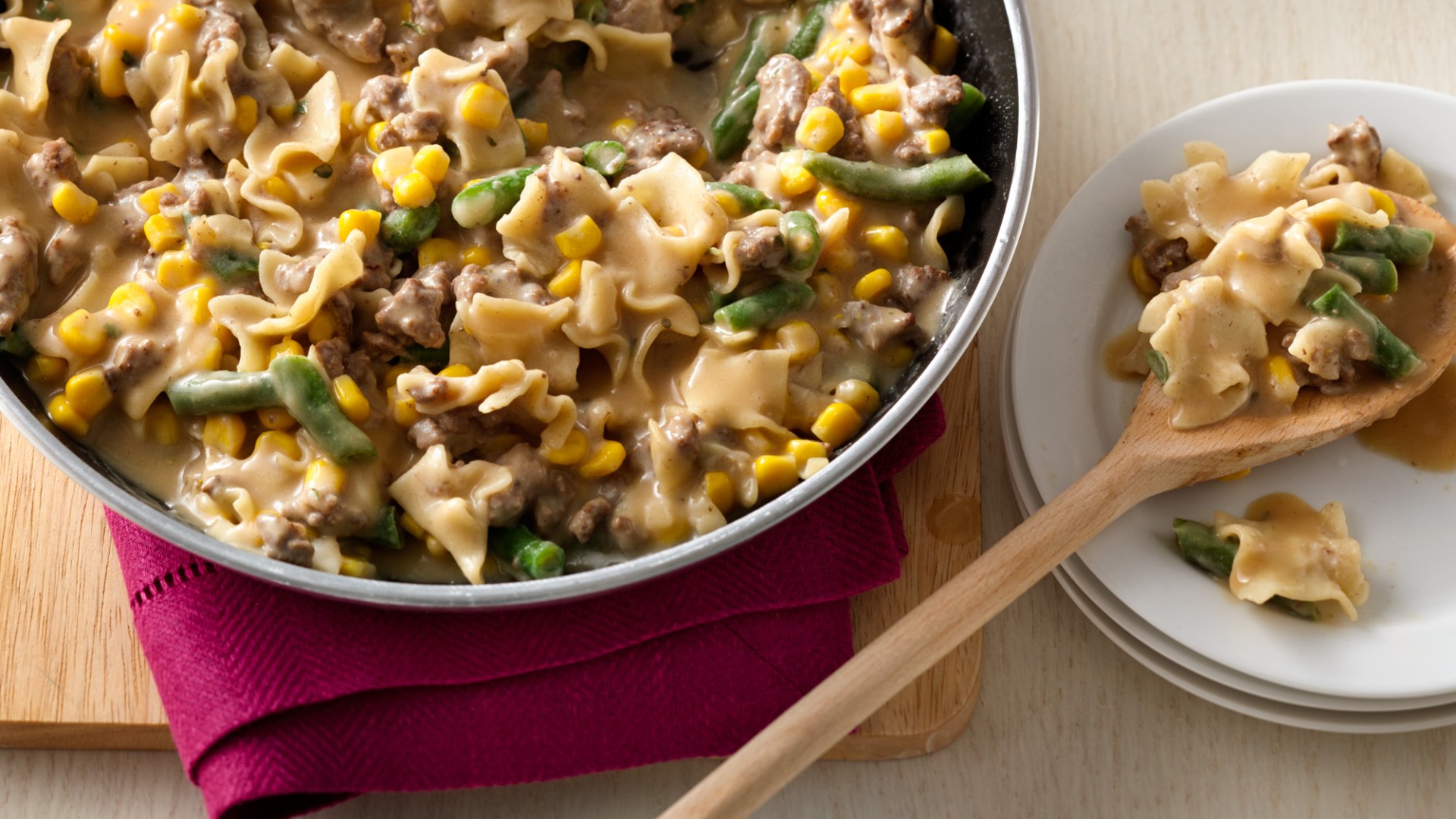 Corn and Green Bean Beef Stroganoff Recipe - Hamburger Helper
